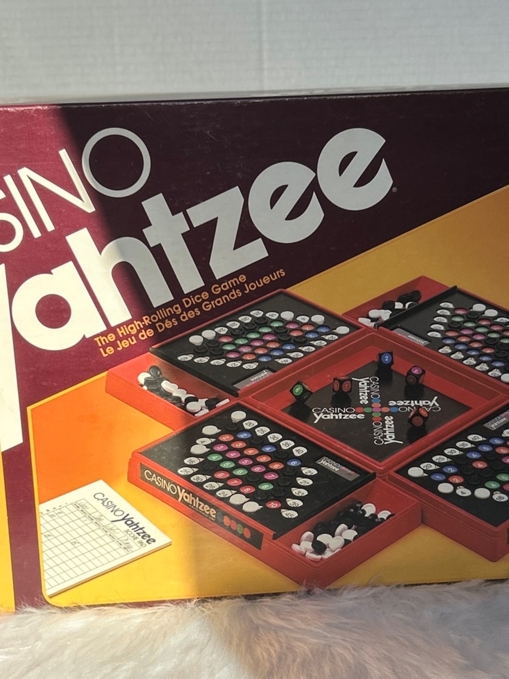 Yahtzee Casino Board Game - Burgundy and Red